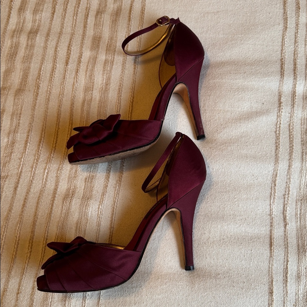 Nina Burgundy Bow Heels - Picture 3 of 5